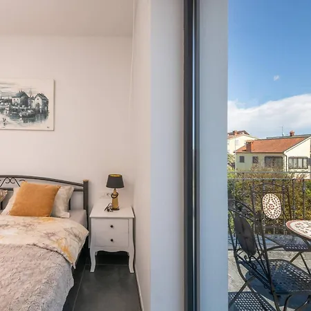 4 Sz Mit Bad En Pool Und Sommerkueche Holiday home